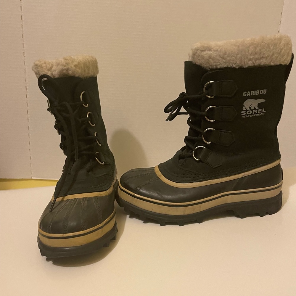 Sorel Caribou boots women’s size 7